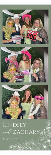 Gallery photo 2 of Snapz 7 Photo Booth