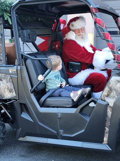 Gallery photo 7 of Snow Time Santa