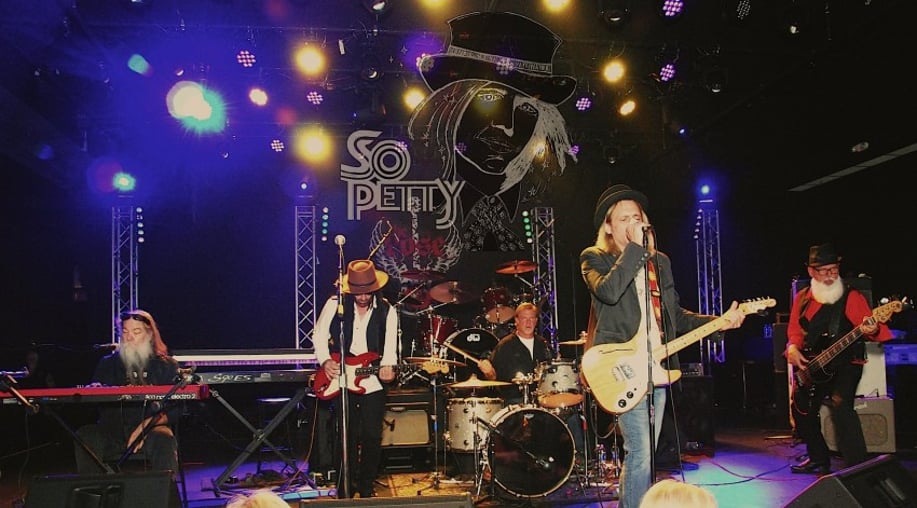 Gallery photo 4 of So Petty