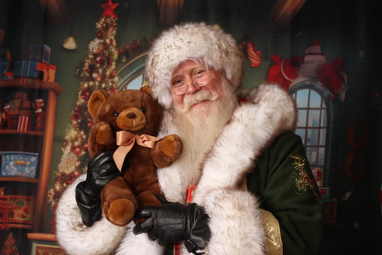 Gallery photo 11 of SoCal Santa Pat