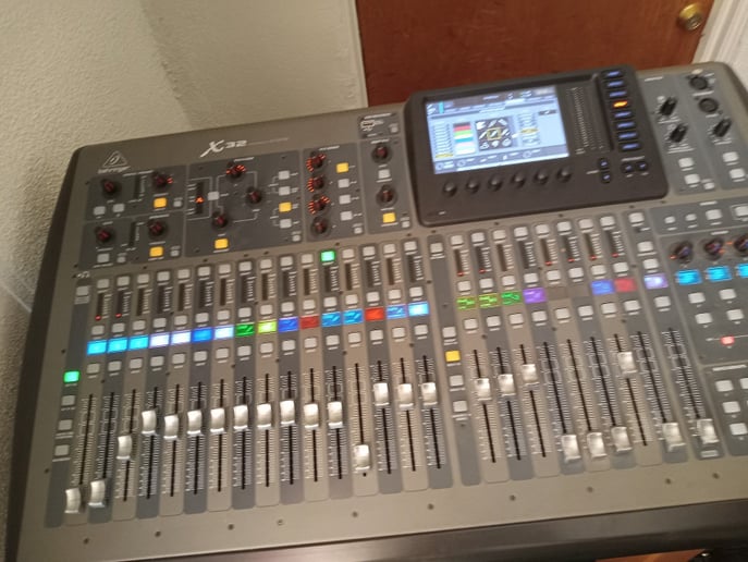 Gallery photo 5 of SoCal Sound Design
