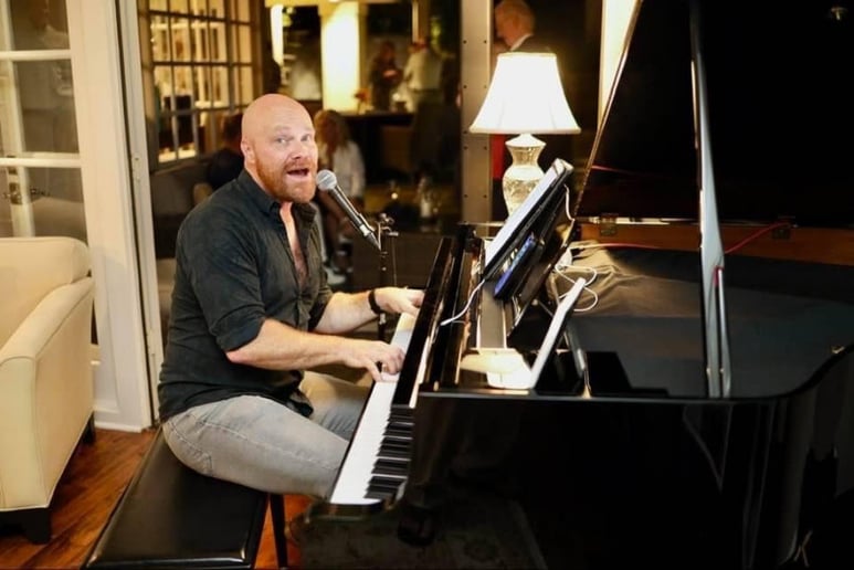 Gallery photo 2 of SoCal's Very Own Piano Man