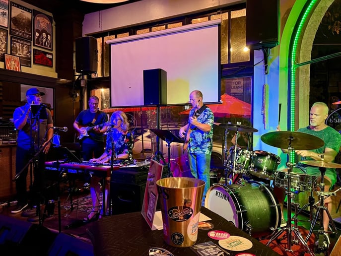 Gallery photo 2 of Social Tonic
