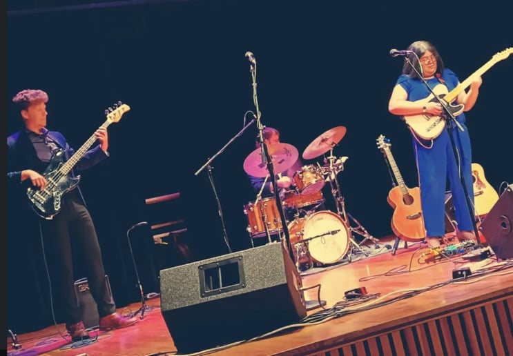 Gallery photo 2 of Sofi Nava Trio