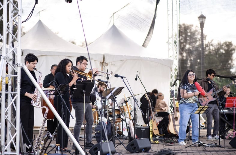 Gallery photo 4 of Sofi Nava Trio