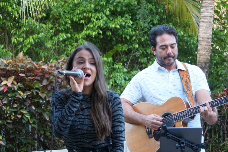 Gallery photo 10 of MC Music Entertainment – Live Acoustic Duo
