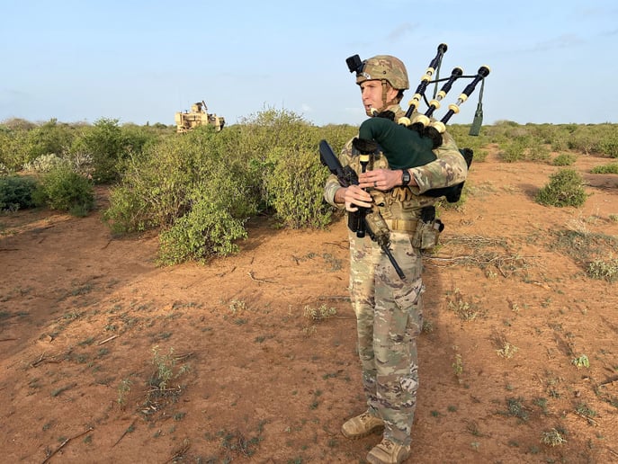 Gallery photo 3 of Bagpiper Andrew Gann