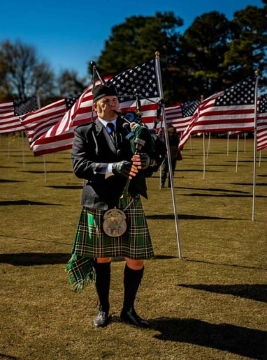Gallery photo 2 of The Mad Piper
