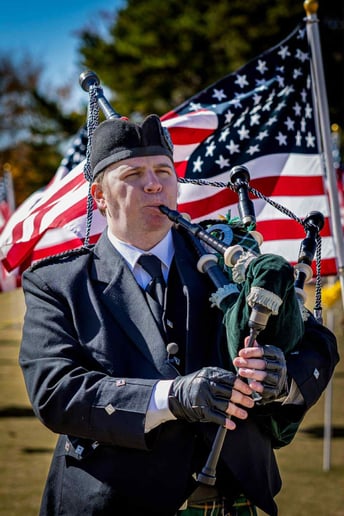 Gallery photo 1 of The Mad Piper