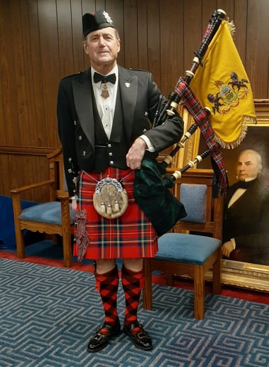 Gallery photo 21 of Gus Person - Piper