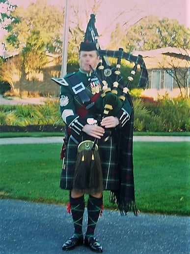 Gallery photo 23 of Gus Person - Piper