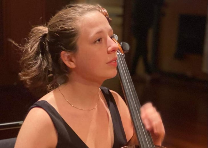 Gallery photo 1 of Solo Cellist