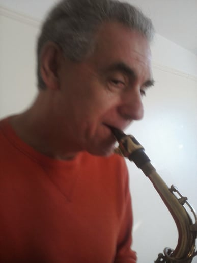 Gallery photo 2 of Solo Saxophonist for all events