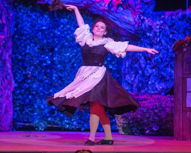 Gallery photo 2 of Soloist Sadie