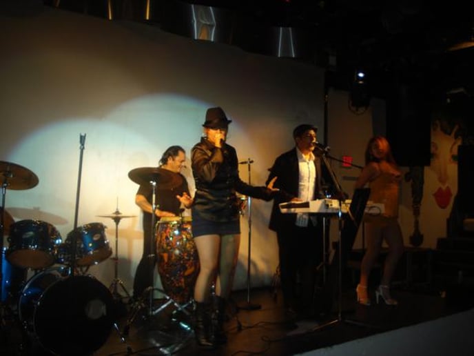 Gallery photo 6 of Son Calidad