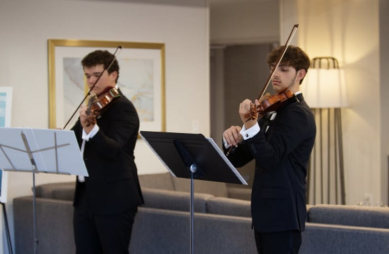 Gallery photo 1 of Sonata Strings