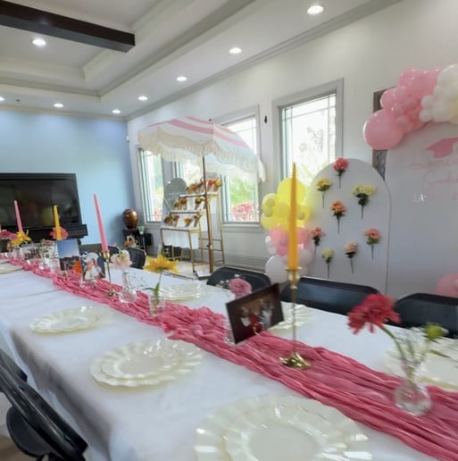 Gallery photo 7 of Sondayz Bloom Bar + Event Florals