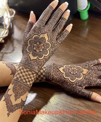 Gallery photo 6 of Sonia Makeup & Henna Artist
