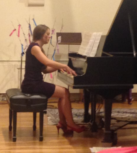 Gallery photo 2 of Sonya Clark, piano