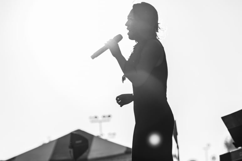 Gallery photo 19 of Soo Sings