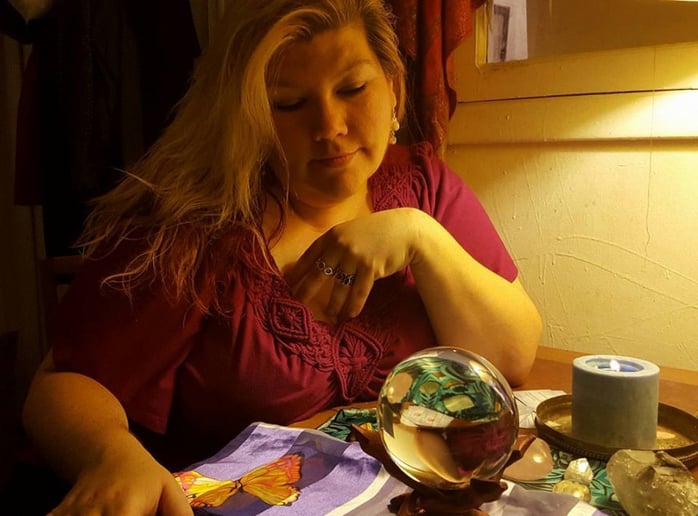 Gallery photo 4 of Soothsayers Psychic Entertainment by Bethany & Co.