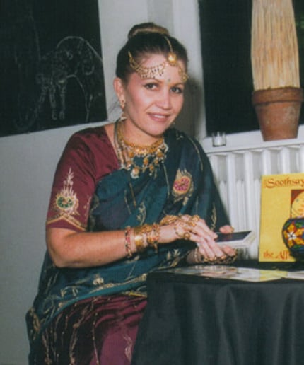Gallery photo 6 of Soothsayers Psychic Entertainment by Bethany & Co.