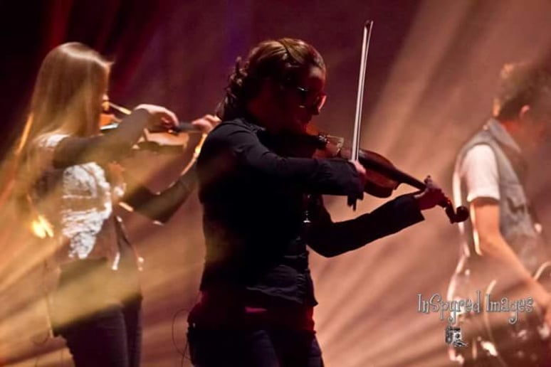 Gallery photo 2 of Sophia Morrison - Professional Violinist & Singer