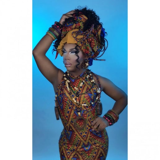 Gallery photo 1 of Sophya Medina