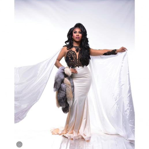 Gallery photo 3 of Sophya Medina