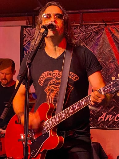 Gallery photo 5 of Germán / Singing Guitarist, and Soul Travelers Rock & Party Cover Band