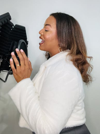 Gallery photo 1 of Kenyatta Sings