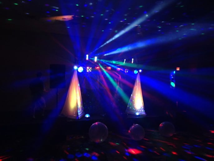 Gallery photo 7 of Sound Decisions Mobile DJ