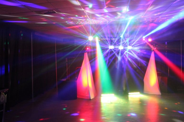 Gallery photo 10 of Sound Decisions Mobile DJ