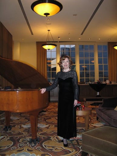 Gallery photo 46 of Sounds of Laura: Great Piano Music