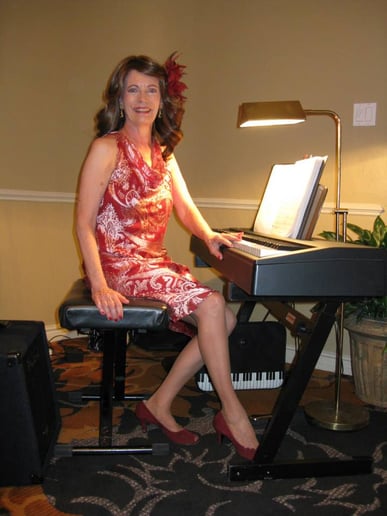 Gallery photo 22 of Sounds of Laura: Great Piano Music