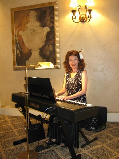 Gallery photo 41 of Sounds of Laura: Great Piano Music