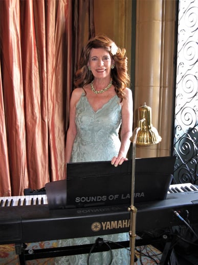 Gallery photo 30 of Sounds of Laura: Great Piano Music