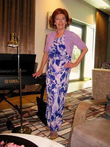 Gallery photo 11 of Sounds of Laura: Great Piano Music