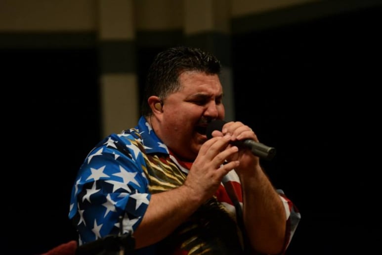 Gallery photo 2 of Chicago 9 Tribute Band