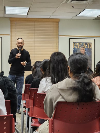 Gallery photo 5 of Sunny Chopra - Motivational & Mental Wellness Speaker