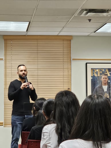 Gallery photo 9 of Sunny Chopra - Motivational & Mental Wellness Speaker