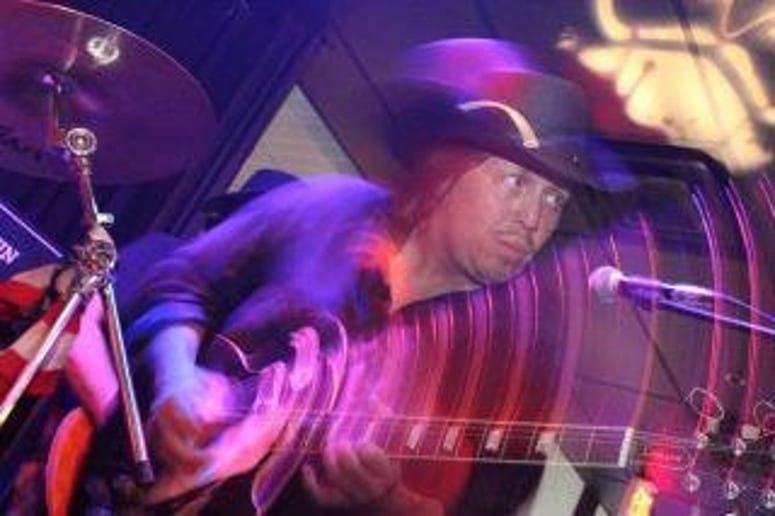 Gallery photo 2 of South Rock Band