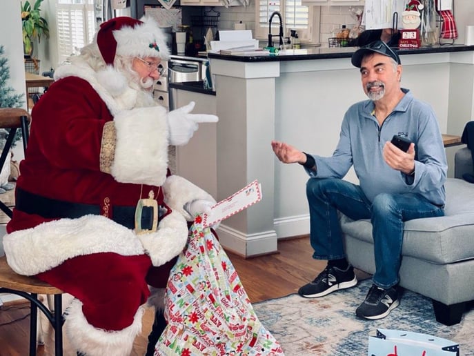 Gallery photo 32 of Storied Santa - Santa Rich