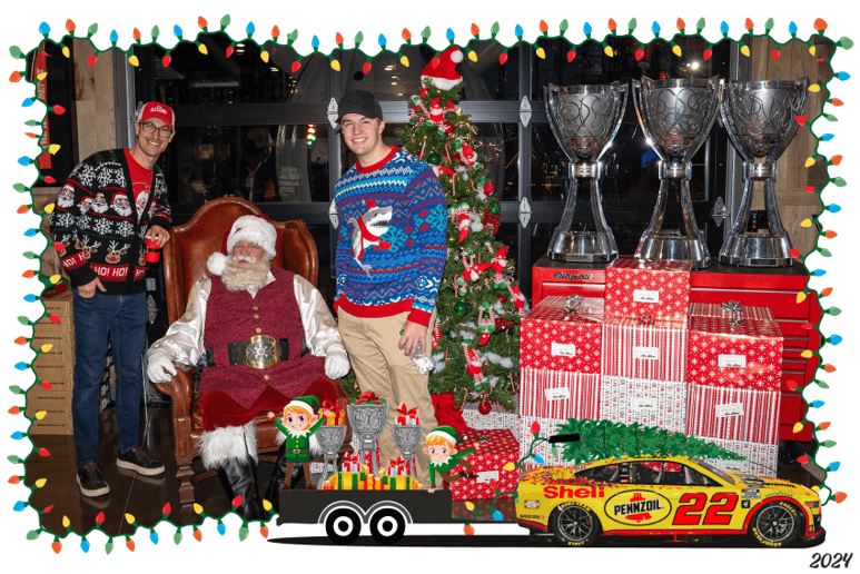 Gallery photo 11 of Storied Santa - Santa Rich