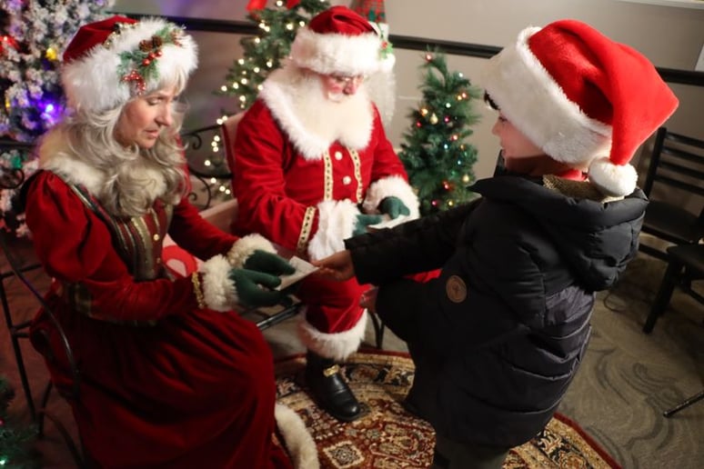 Gallery photo 11 of Southern Maine Santa