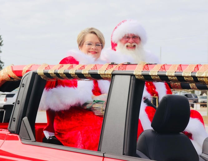 Gallery photo 9 of Southern Santa Claus