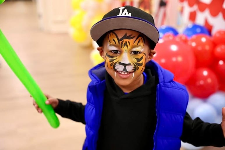 Gallery photo 1 of Sparkle Mi Face Painting