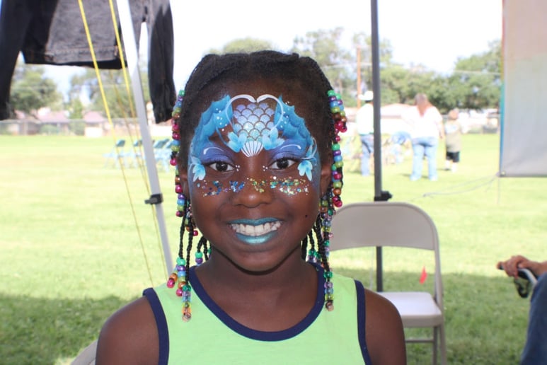 Gallery photo 9 of Sparkle Pop Paint