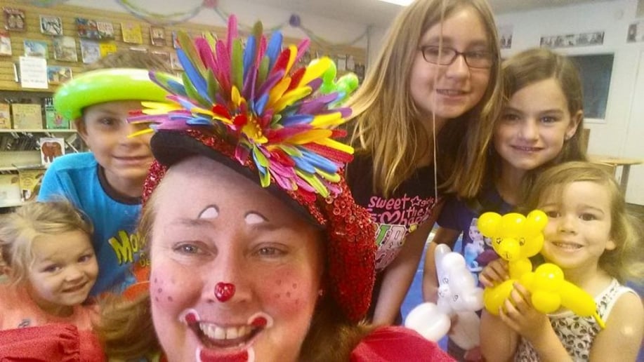 Gallery photo 4 of Sparkles the Clown