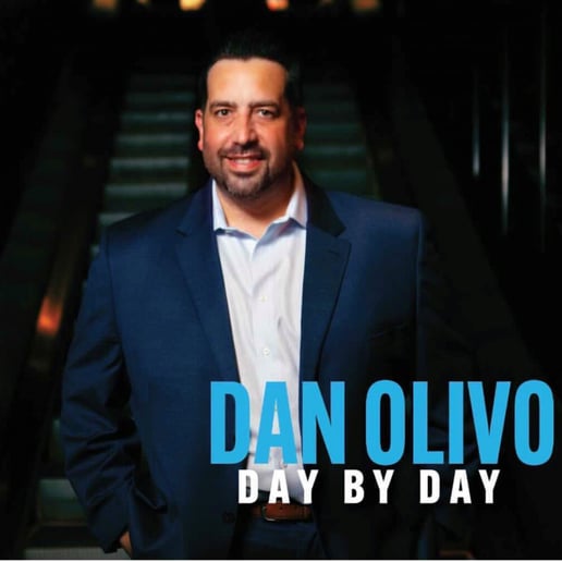 Gallery photo 2 of Dan Olivo: A Salute To Crooners - Sinatra, Rat Pack & More